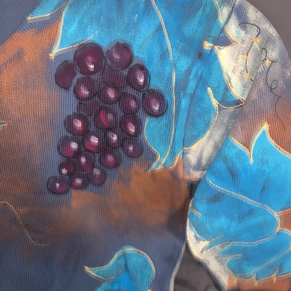 Vintage Marguerita Hand Painted wine glass V-Neck Sweater Napa valley - Picture 3 of 4
